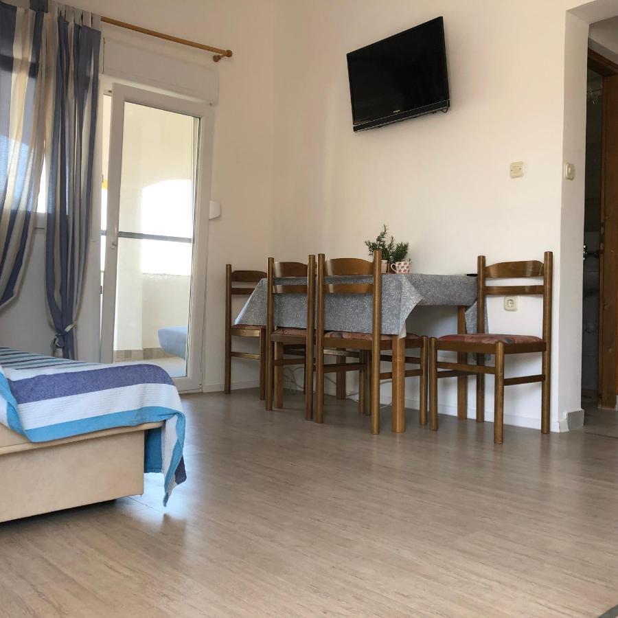 Apartments Marija วีร์ ภายนอก รูปภาพ