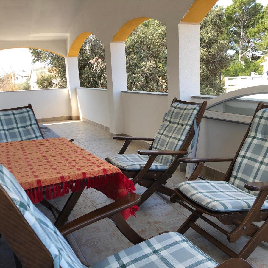 Apartments Marija วีร์ ภายนอก รูปภาพ