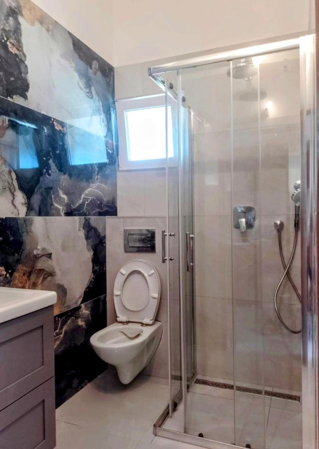 Apartments Marija วีร์ ภายนอก รูปภาพ
