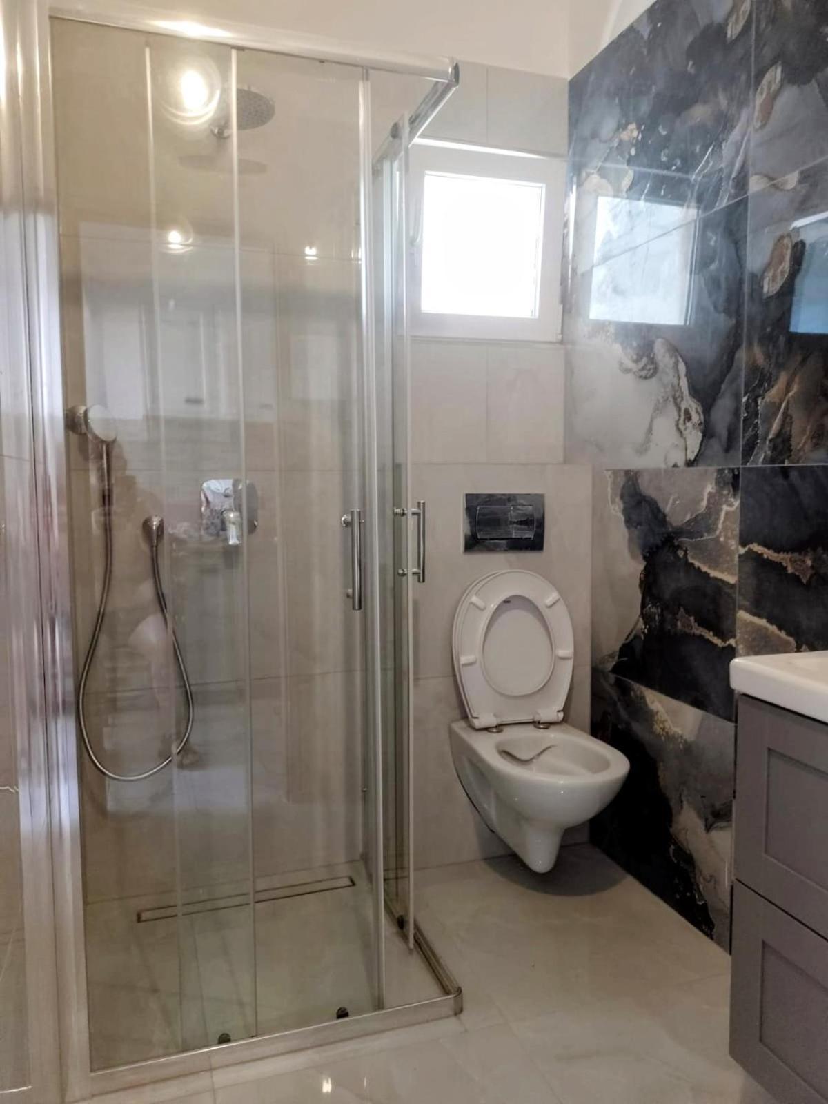 Apartments Marija วีร์ ภายนอก รูปภาพ
